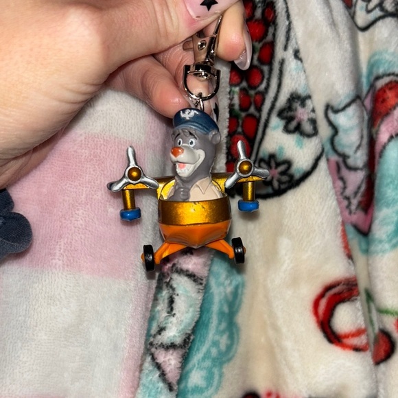 Vintage 1989 Talespin Baloo Seaplane keychain - Picture 7 of 8